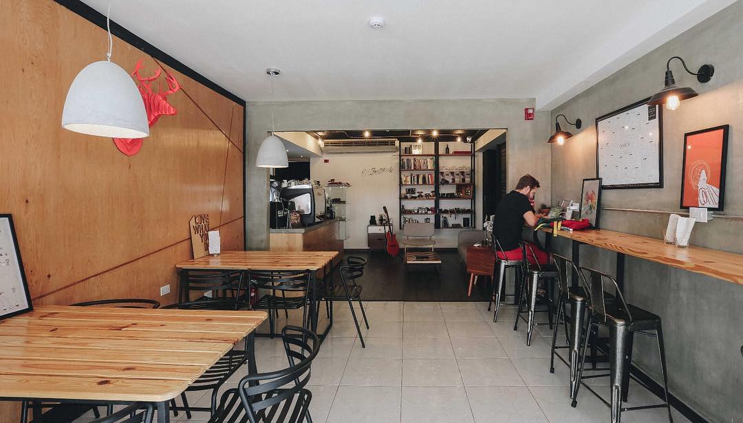 Mentiritas Blancas: An Artisan Bakery & Coffee Lab In Panama City